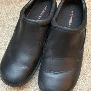 Merrell size 6.5 clogs